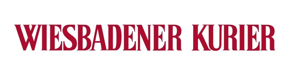 Wiesbadener Kurier Logo in Dunkelrot auf weißem Hintergrund.